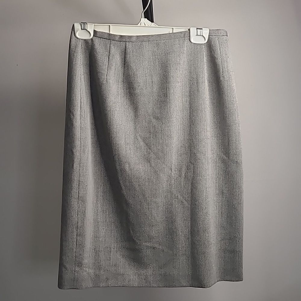 Talbot's sz 10 lined tweed skirt, midi very professional
